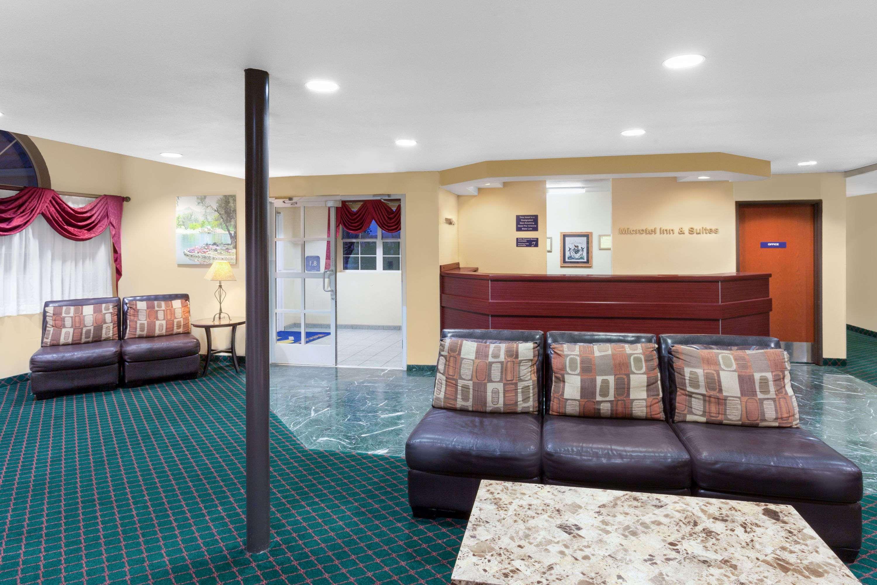 Microtel Inn & Suites By Wyndham Wellton Екстер'єр фото