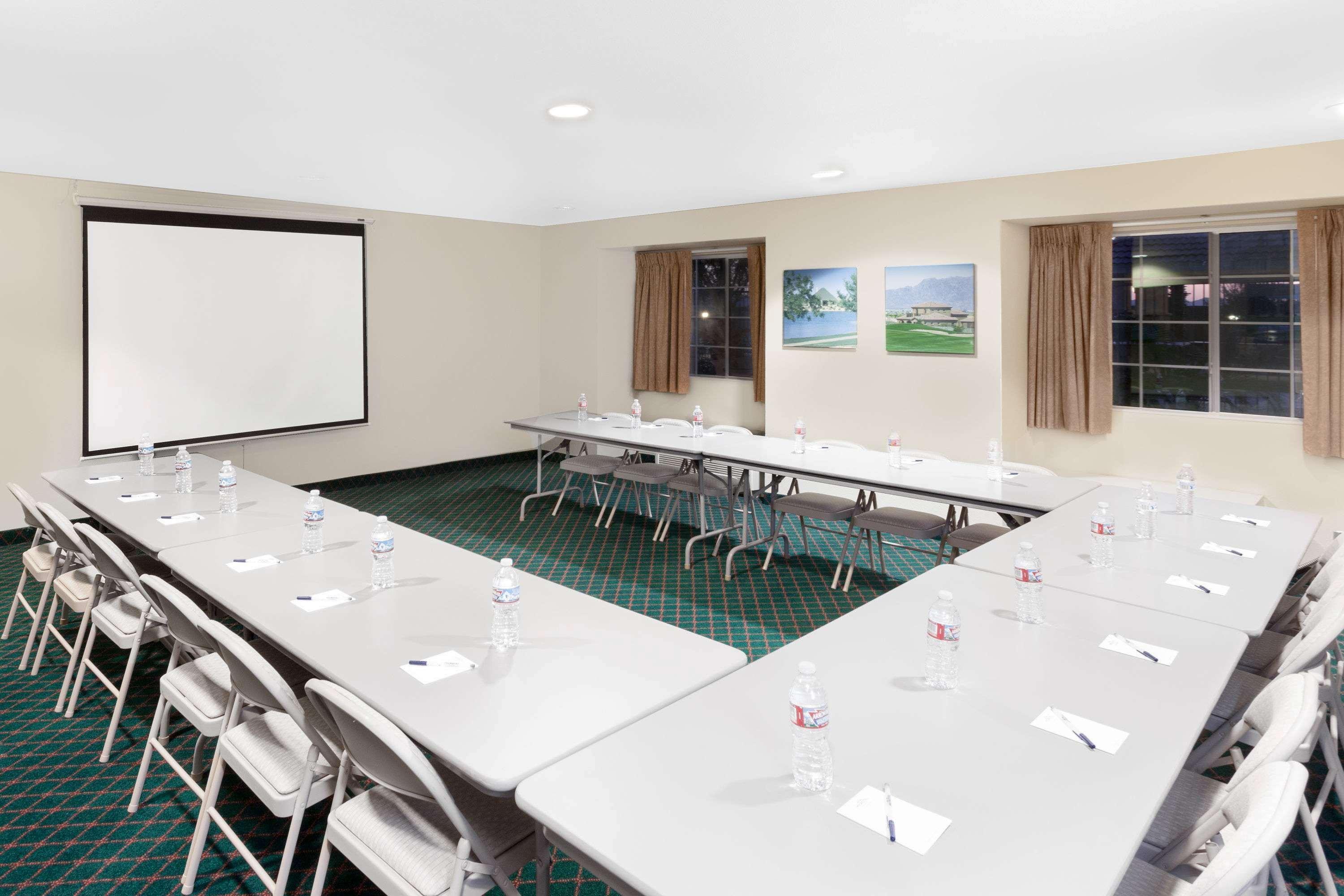 Microtel Inn & Suites By Wyndham Wellton Екстер'єр фото